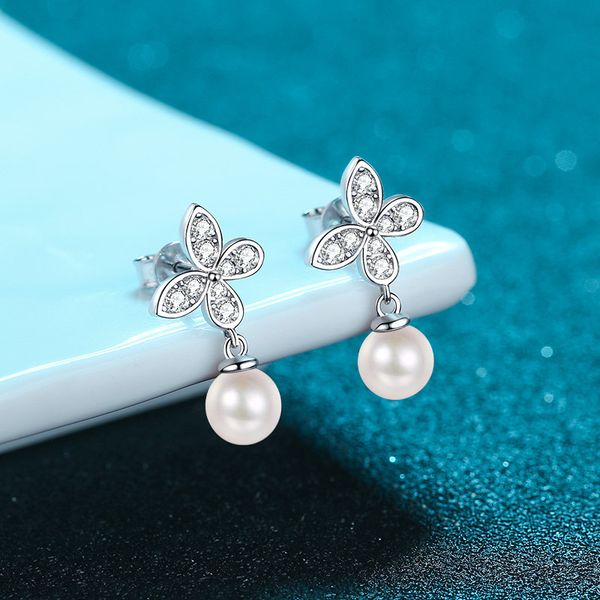S925 Sterling Silver Moissanite Pearl Butterfly Stud Earrings for Women, Niche Design, Fashionable, Chic, Light Luxury Jewelry
