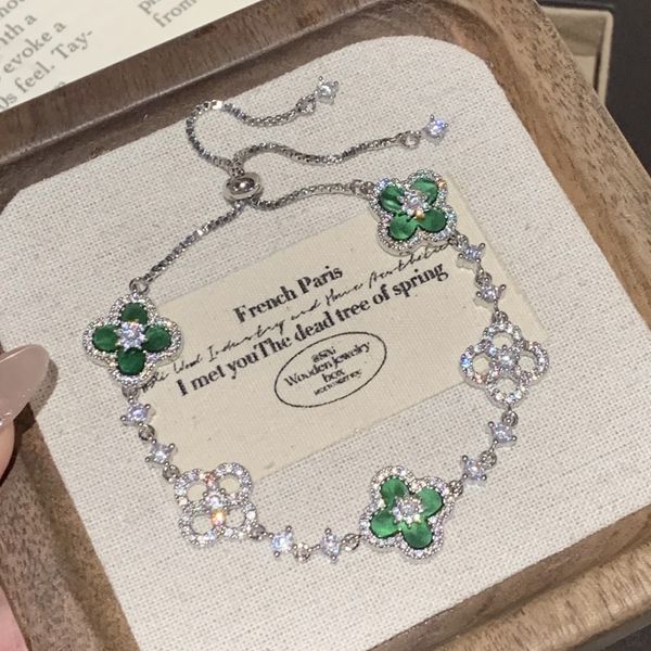 Luxury Designer Lucky Clover Bracelets Women Gold Plated Flower Crystal Chain Charm Jewelry Birthday Gift