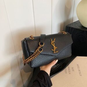 Carry small square bag women's new chain shoulder crossbody bag fashion armpit cloud bag