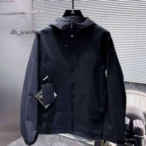 Designer Windbreaker Beta Lightweight Jacket Purple Proper Embroidery Waterproof Skiwear With Search And Rescue Device Softshell Hiking Rai 904 cb1