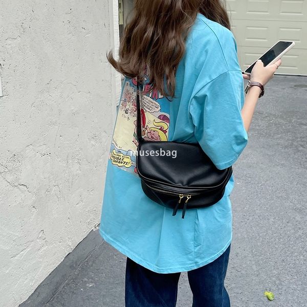 High quality niche design pillow bag small bag women's summer new trendy and western-style crossbody shoulder bag versatile bag trendy