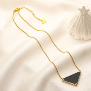 Womens Pendant Design Brand 18K Gold Plated Necklace Crystal Stainless Steel Necklaces Chain Letter Wedding Jewelry Accessorie