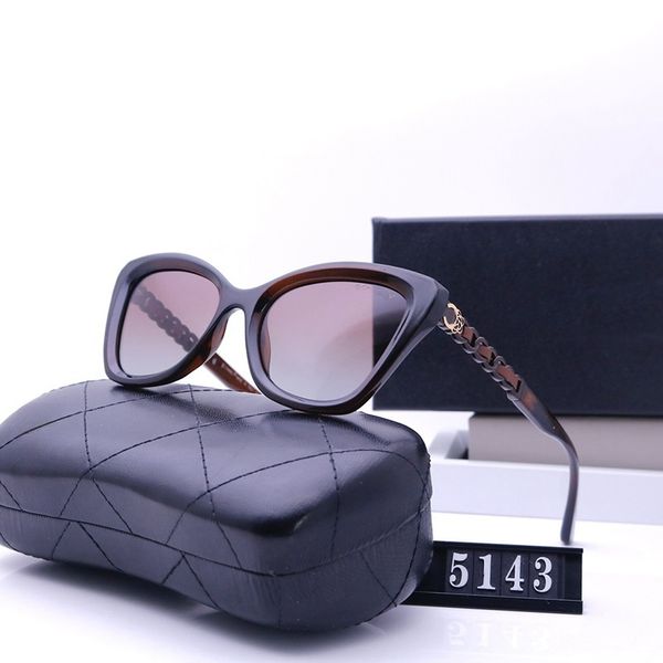 Designer Sunglasses for Women Men Flower Lens Sunglasses with Letter Designer Sun Glasses Unisex Traveling Sunglasses Black Grey Retro Frame Design