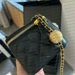 Designer Shoulder Crossbody Bag Women's Mini Makeup Bag Fashionable Solid Color Diamond Grid Chain Bag