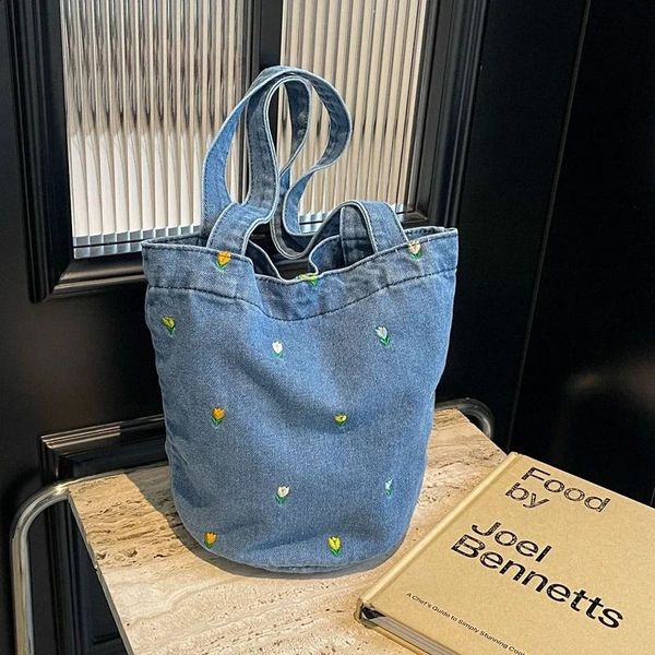 Selling Versatile Denim Embroidery Fashionable Womens Shoulder Bag 2024 Trend Large Capacity Bucket Handbag 240816