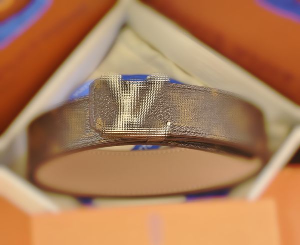 Designer belt Elevate Your Wardrobe with High-End Designer Belts - Timeless Luxury