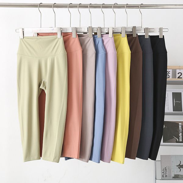 Women's designer yoga pants with high waist hip lifting tight bottom cycling pants for wearing naked and safe quick drying sports pants in summer