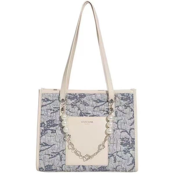 Women's New Personalized Sea Salt Blue Pattern Cloth Large Capacity Commuting Tote Bag with High Quality and Small Crowd Women's Bag