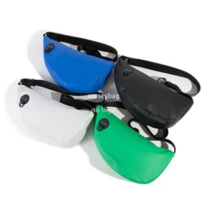 Japanese fashion shoulder bag men and women waterproof casual personality crossbody bag small Korean version of ins crescent bag messenger bag