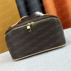 Women Luxury Toiletry Bag Designer 2 Compartment Make Up Bags Mens Travelling Cosmetic Case Leather Flower Makeup Bag Wash Pouch Toilet Pack BFD2412171