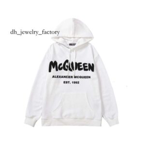 mcqueenn sweatshirts Simple Versatile Casual New Retro Autumn Winter Hooded Sweatshirt American Loose Couple Student Top Trendy Brand Jacket hoodies 73e