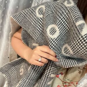 New autumn-winter woolen scarf Designer Scarf Fashion Women Autumn Winter Scarves Soft Cotton Scarves scarf designers luxury scarf For women High quality