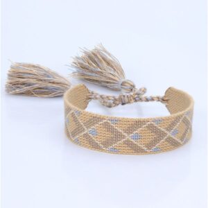 Sophisticated Leather-Crafted Men's Cufflinks Featuring Subtle Braid Detailing