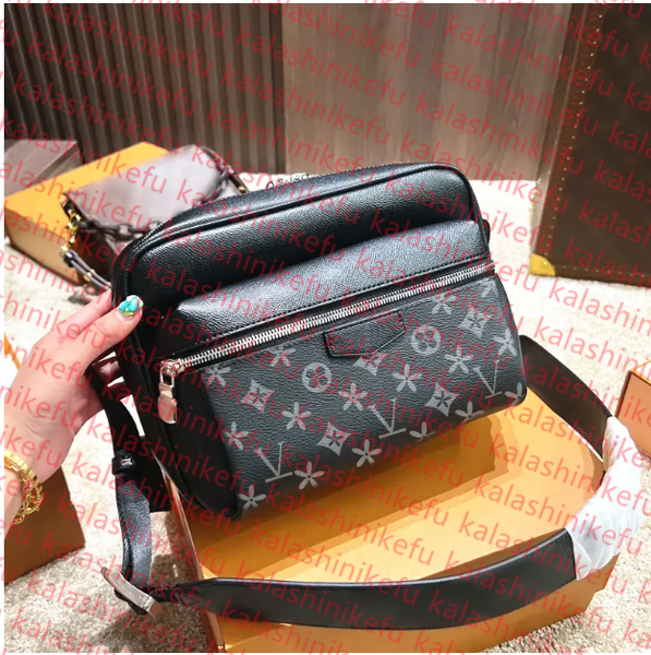 Mens trio outdoor sports Messenger Shoulder bag Womens Cowhide louvis crossbody tote bags wallet handbags mini pochette designer clutch Bags