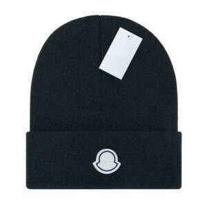 Designer Winter Knitted Hat Stylish Exquisite Beanie Cap Classical Skull Caps for Man Woman 13 Colors