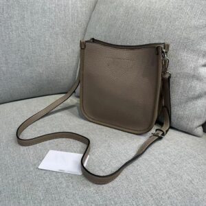 Designer bags Women Luxurys Leather Crossbody Bags Bucket bag Handbags Tote Shoulder bag Armpit bag Hobo Beach bags Shopping bags Messenger Fortune bag 19m