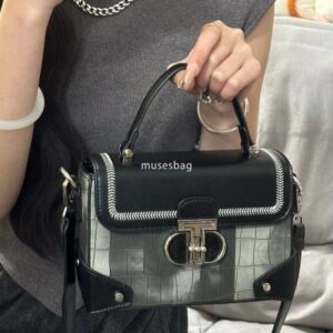 High end and fashionable small fragrant wind ice blue shoulder bag new fashionable and stylish small square bag commuting crossbody bag