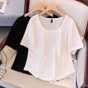 French clavicle square collar collar top 200 kilogram fat MM round neck T-shirt large size women's short knit sweater 3392