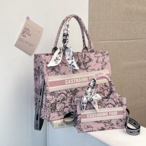 Designer free shipping 2025 new fashionable commuting printed small tote bag high-end shoulder crossbody bag for womens