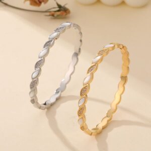 White lapis lazuli zircon interlaced twisted bracelet – luxurious and high-end style, suitable for women. Daily wear, versatile for all occasions. Bracelet.