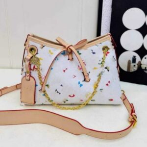 Designer fashionable classic shoulder and exquisite color matching elegant temperament for daily small items storage armpit bag handbag