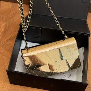 Designers bags Women luxurys The New CF Metal Crossbody Bags Shoulder bag Vintage bag Chain bag Messenger Clutch Flap crossbody Wallet lady clutch Fortune bag 18m