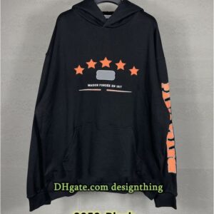 Men Hoodie Women Kangaroo Pocket Oversized Streetwear Collaboration Hoodie Vintage Printed Sweatshirt Casual Loose Fit Unisex Couple Trendy Hoodie