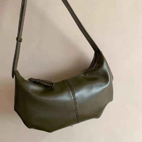 Moss Green Horn Underarm 2023 New Trend This Year Women's Shoulder Crossbody Bag