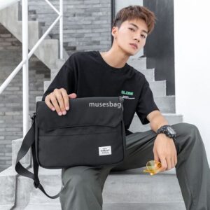 Fashion brand large capacity shoulder bag men's bag leisure dead flying bag sports crossbody bag fashion version of secondary school bag wholesale