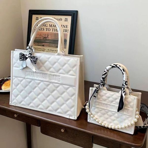 2025 Summer Must-Have Designer Tote - Quilted Crossbody & Shoulder Purse w/Free Shipping Oversized Trendy Women's Work Bag w/Chain Strap