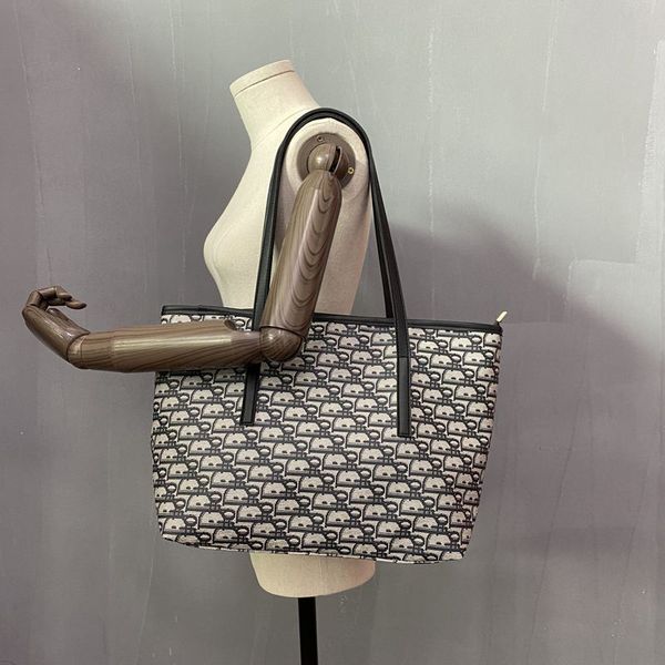 Designer bag High-Q shoulder Bags Fashionable Classic Luxury Bags Handbags Crossbody Bags Leather Free Shipping and Fashionable Fashion Bags