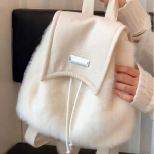 Small niche autumn and winter bag for women 2024 new high-end style spicy girl plush student furry backpack