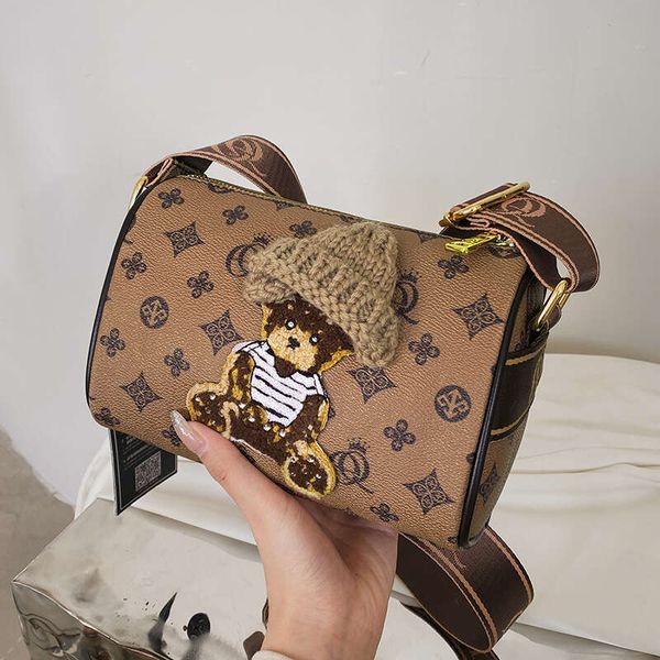 Embroidered teddy bear pillow women's light luxury Boston bag, trendy printed single shoulder crossbody bag