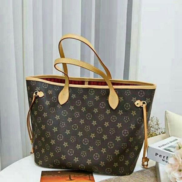 Luxury Leather Tote Bags Designer bag New Handbag Wallet Fashion Leather crossbody Clutch half for woman mens Brown Even crescent bags Classic beach LadyD6