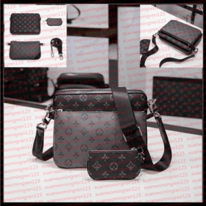 New Mens Outdoor Body Designer Crossbody Grade s Shoulder Bags Top Quality Fashion Womens Double Letter Messenger Cross body purse