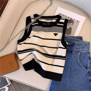 Woman Tanks Shirt Vest Summer Female Tops Tee Knits T Shirts Sleeveless Striped Designer Budge Sweaters Vests S-L