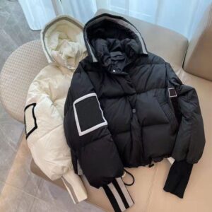 21W Women Jacket Parkas Down Coat Fashion Short Jacke Designers Style Slim Corset Thick Outfit Windbreaker Pocket Lady Warm Coats S-L