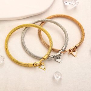 Luxury Brand Designer Bangle Bracelet for Women 18K Gold Plated Stainless Steel Charm Wristband Cuff Jewelry Accessories