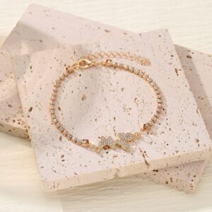 Elegant Personalized Butterfly Design Bracelet with Sparkling Diamonds for Women