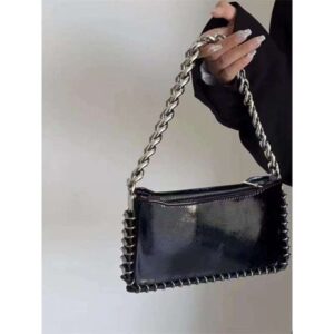 Niche fashion chain 2025 new high-end glossy small square casual armpit Tongqin crossbody bag
