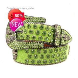2022 Designer Belt Bb Simon Belt Skeleton Green Flash Diamond Series Mens and Womens Same Lengthened Wide Needle Buckle Punk Style Insetlod