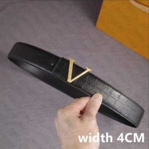 Real Leather Designer Belt Woman Belts Man Smooth Buckle Width 2.5cm & 4.0cm Cowskin Classic Golden Silver Color Letters Design