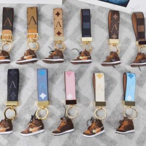 Bags zipper buckles Men Women Bag Pendant Accessories Fashion Key Buckle Car Keychain Handmade Leather Keychains 2 Color