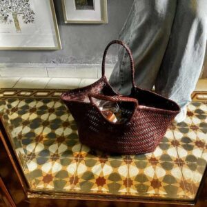 Spring And Summer French Cowhide Basket Bag, Rattan Woven Handbag, Women's Large Capacity Fashionable Casual Retro Bag