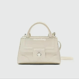 New dopamine fashionable shoulder bag lightweight lock buckle handbag casual and cute crossbody bag travel essential mini bag