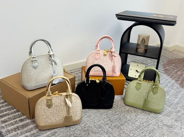 2025 New Shell Bag Designer Bag Luxury Bag High Quality Handbag Armpit Bag Fashion Shoulder Bag Crossbody Bag Commuting is easy