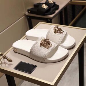 Woman man Designer Palazzo Slipper Sandal shoe Summer Beach Slide Metal logo loafer Sliders outdoor shoes luxury orange shoes Flat Heel crystal Flip Flops sandale