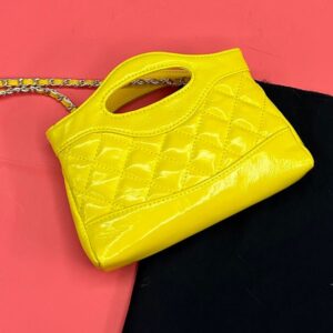 Designer Women Shoulder Bag Leather Rib Check Gold Hardware Metal Buckle Matelasse Chain Semi-Round Handle Crossbody Bag Makeup Bags Dinner Dress Sacoche Purse 20cm