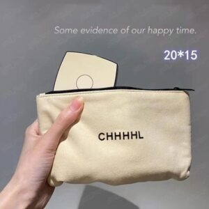 Luxury Designer Small Makeup Bags Womens Wash Cosmetic Case Zipper Make Up Pochette Ladies Toiletry Letter Printed Suede MakeUp Bags Clutch Pouch 2312131BF