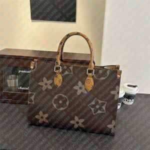 Designer Purse Cyme Real Leather Cross Body Shoulder Bags Womens Mens the Tote Handbag Weekend Clutch Pochette Shopping Bag